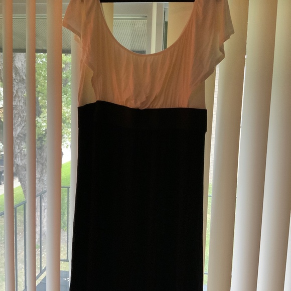 Cute Dress - Picture 1 of 4